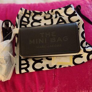 MARC JACOBS THE LEATHER MINI BAG BLACK CROSSBODY with Dust Bag